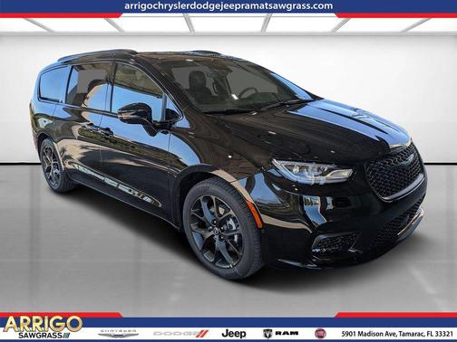 2026 Chrysler Pacifica L