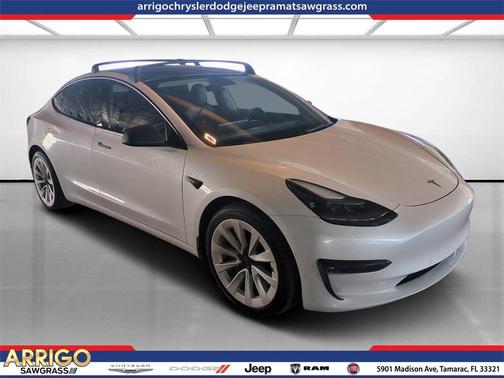 2022 Tesla Model 3 Long Range