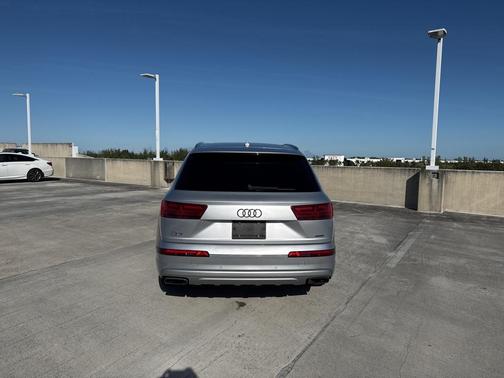 2018 Audi Q7 2.0T Premium Plus