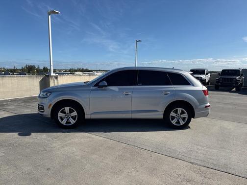 2018 Audi Q7 2.0T Premium Plus