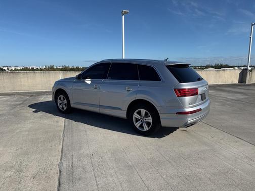 2018 Audi Q7 2.0T Premium Plus