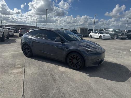 2022 Tesla Model Y Performance Dual Motor All-Wheel Drive