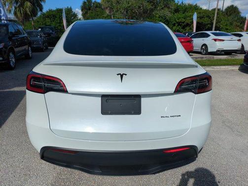 2022 Tesla Model Y Performance Dual Motor All-Wheel Drive