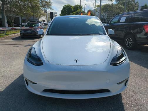 2022 Tesla Model Y Performance Dual Motor All-Wheel Drive