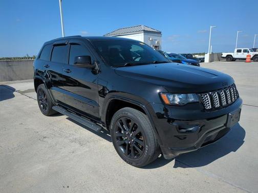 2021 Jeep Grand Cherokee Laredo