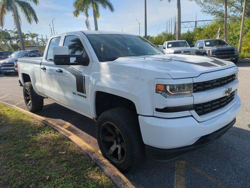 2017 Chevrolet Silverado 1500 Custom