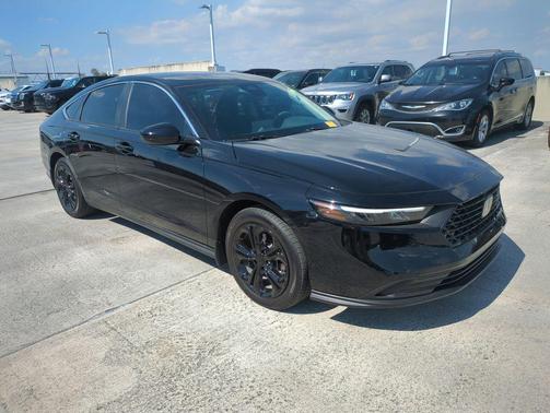 2025 Honda Accord LX 1.5T