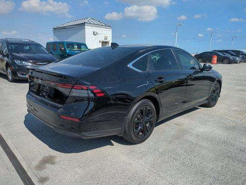 2025 Honda Accord LX 1.5T