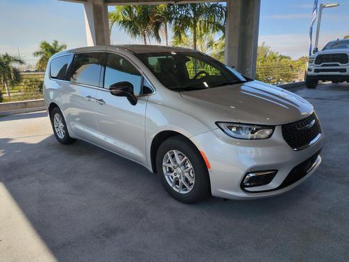 2026 Chrysler Pacifica L