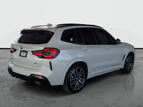 White Metallic 2023 BMW X3 xDrive30i