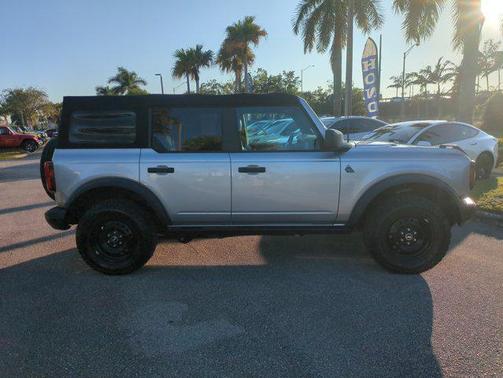 2022 Ford Bronco Black Diamond