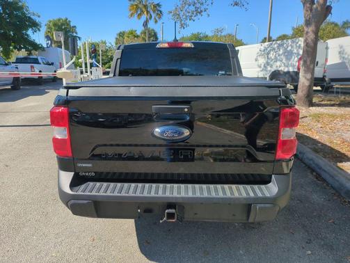 2023 Ford Maverick XL