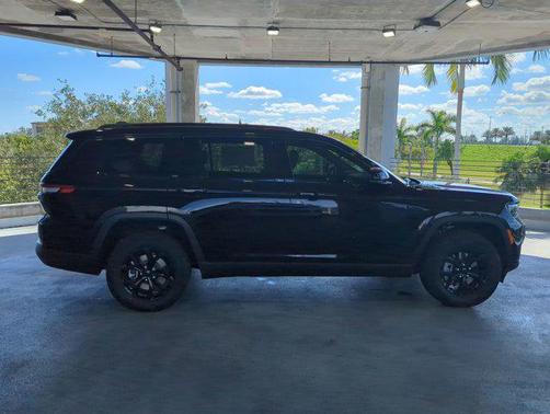 2025 Jeep Grand Cherokee L Altitude