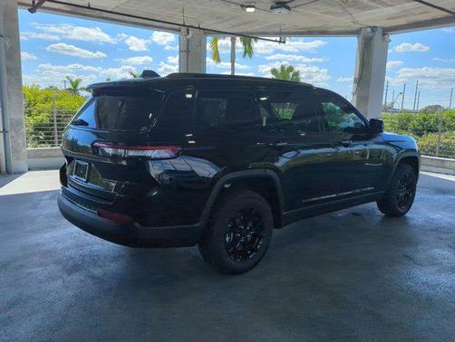 2025 Jeep Grand Cherokee L Altitude