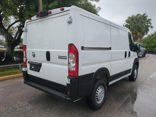 2025 RAM ProMaster 1500 Low Roof