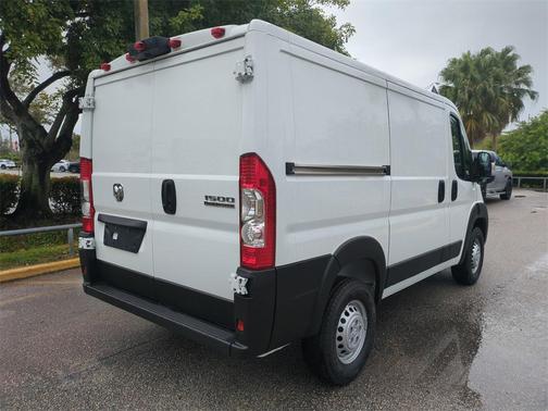 2025 RAM ProMaster 1500 Low Roof