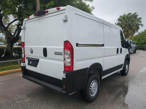 2025 RAM ProMaster 1500 Low Roof