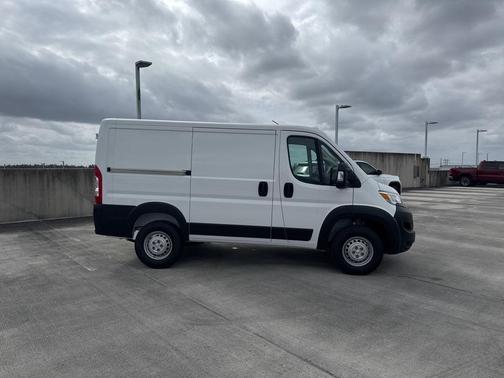 2025 RAM ProMaster 1500 Low Roof