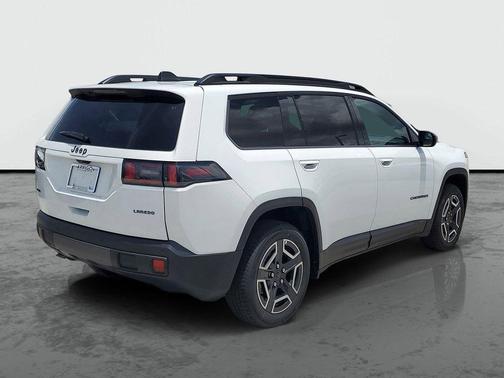 Bright White Clearcoat 2026 Jeep Cherokee Laredo 4x4