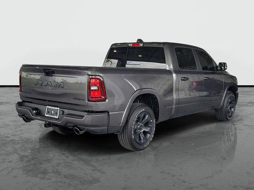 Granite Crystal Metallic Clearcoat 2026 RAM 1500 Big Horn/Lone Star