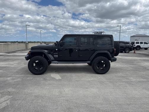 2019 Jeep Wrangler Unlimited Sahara