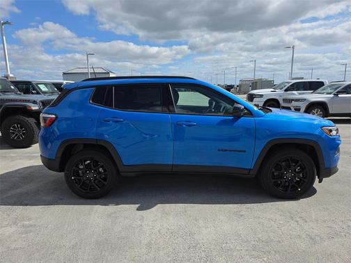 2026 Jeep Compass Latitude