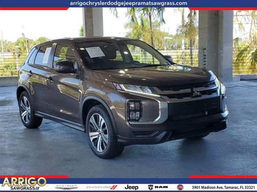 Alloy Silver Metallic 2024 Mitsubishi Outlander Sport 2.0 ES