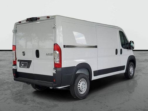 Bright White Clearcoat 2026 RAM ProMaster 1500 Low Roof