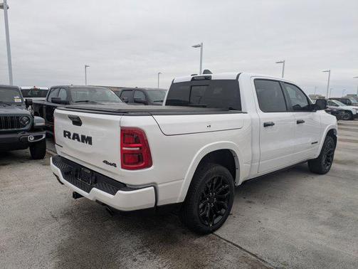 Ivory White Tri-Coat Pearlcoat 2026 RAM 1500 Limited