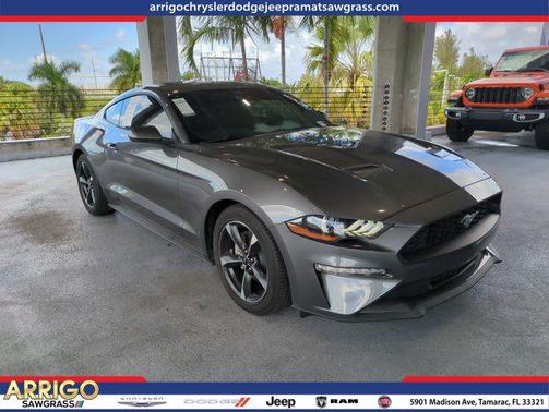 2022 Ford Mustang EcoBoost