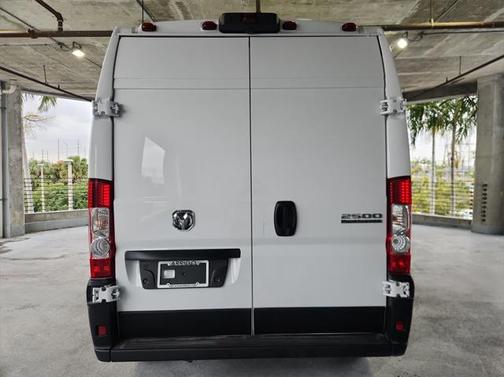 2025 RAM ProMaster 2500 Tradesman