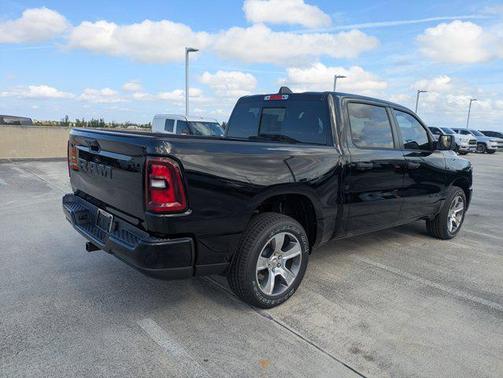 2026 RAM 1500 Express