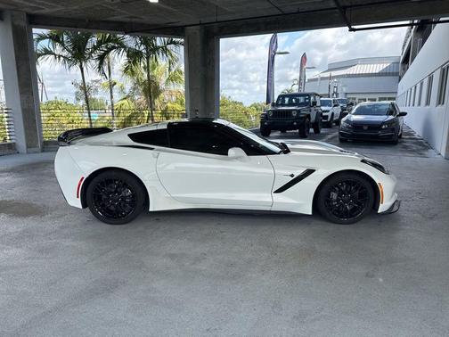 Arctic White 2015 Chevrolet Corvette Stingray