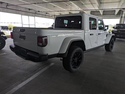2025 Jeep Gladiator Nighthawk