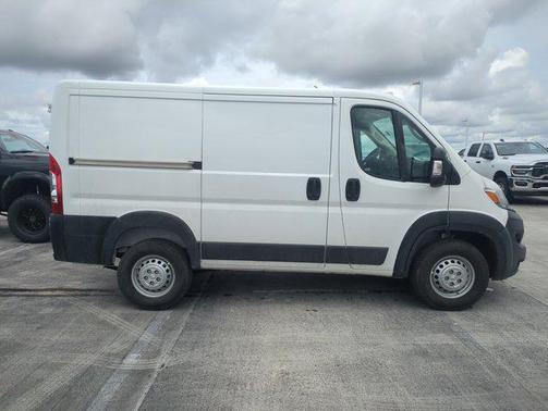 2026 RAM ProMaster 1500 Low Roof