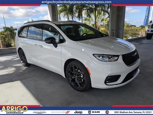 2026 Chrysler Pacifica L