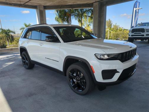 2025 Jeep Grand Cherokee Altitude