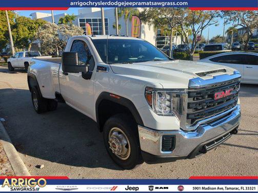 2023 GMC Sierra 3500 Base