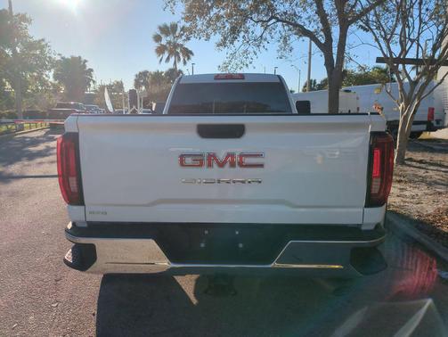 2023 GMC Sierra 3500 Base