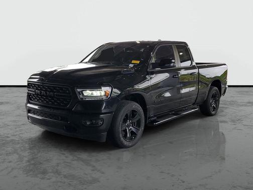 Diamond Black Crystal Pearlcoat 2023 RAM 1500 Big Horn/Lone Star