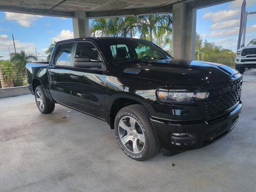 2026 RAM 1500 Express