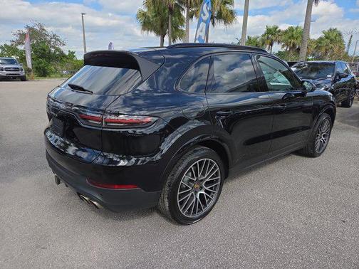 2021 Porsche Cayenne S