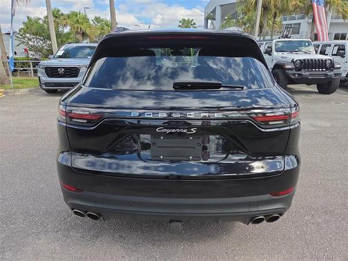 2021 Porsche Cayenne S