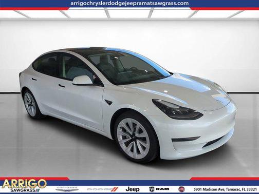 2021 Tesla Model 3 Standard Range Plus