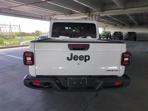 2025 Jeep Gladiator High Tide