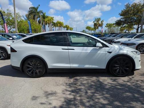 2022 Tesla Model X Plaid Tri Motor All-Wheel Drive
