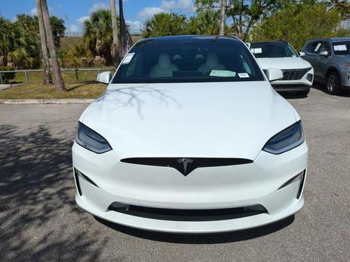 2022 Tesla Model X Plaid Tri Motor All-Wheel Drive