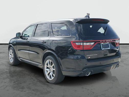 DB Black Clearcoat 2026 Dodge Durango GT HEMI V8 AWD