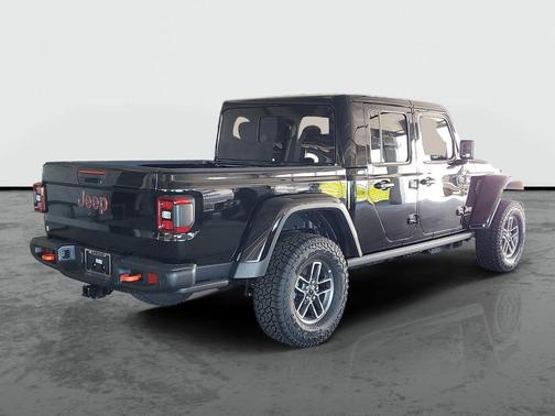 Black Clearcoat 2026 Jeep Gladiator Mojave X 4x4