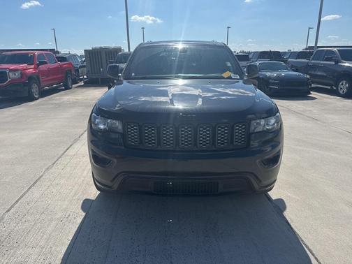 2019 Jeep Grand Cherokee Altitude